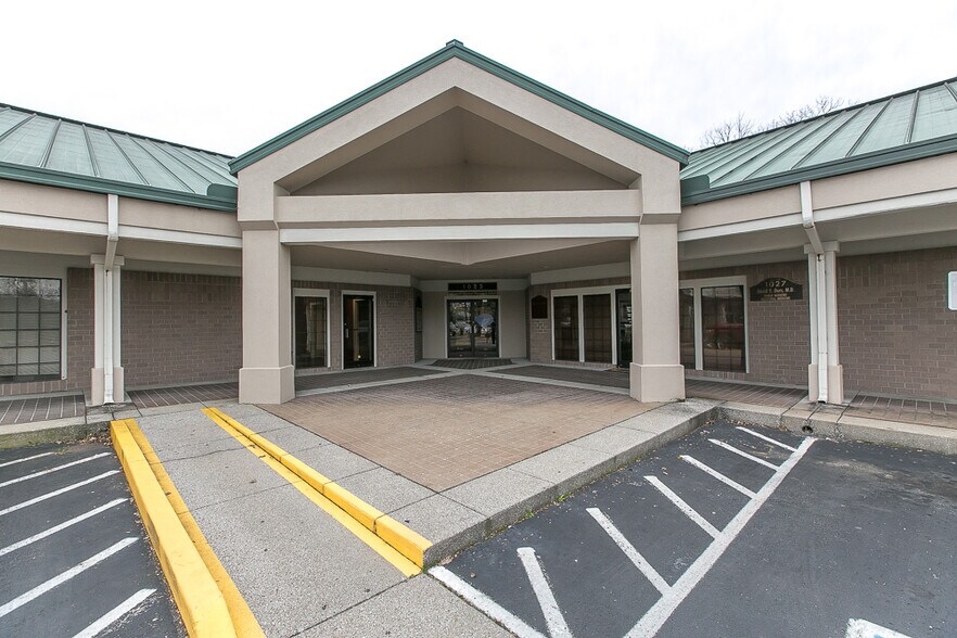More Photos Of 1001-1045 N Highland Ave, Murfreesboro Medical For Lease