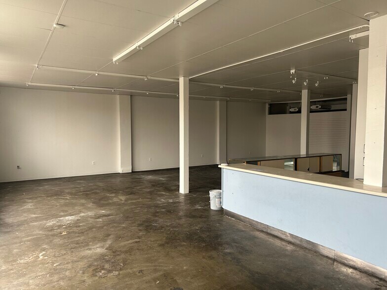More Photos Of 1480 S State St, Salt Lake City Storefront For Sale