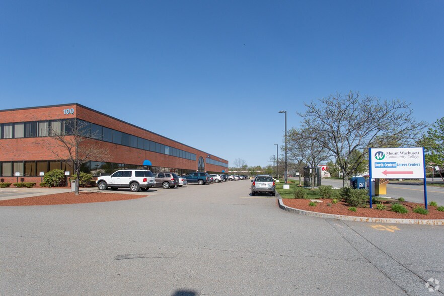 More Photos Of 100 Erdman Way, Leominster Medical For Lease