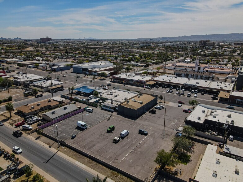 More Photos Of 1730 E McDowell Rd, Phoenix Bar For Lease