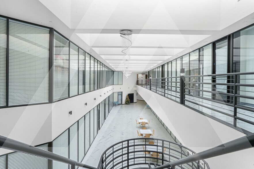 More Photos Of 3634 Glenn Lakes Lane, Missouri City Office For Lease