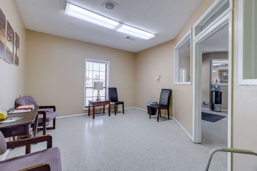 More Photos Of 161 Christian Dr, Rayville Medical For Sale