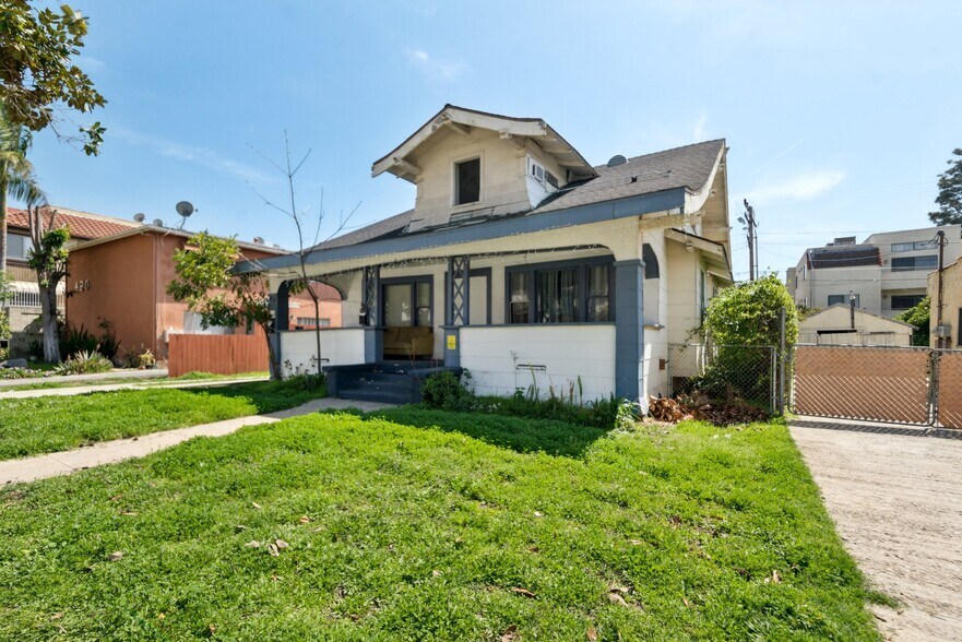 More Photos Of 426 Ivy St, Glendale Apartments For Sale