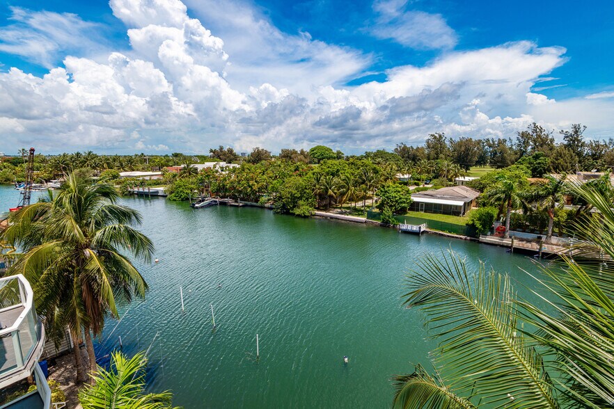More Photos Of 1975-1985 Calais Dr, Miami Beach Apartments For Sale