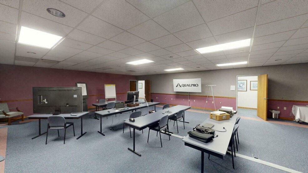 More Photos Of 3117 Pellissippi Pky, Knoxville Office For Sale