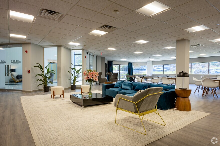 More Photos Of 300 Executive Dr, West Orange Medical For Lease
