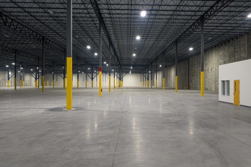 More Photos Of 1500 E 2nd St, Eddystone Warehouse For Lease