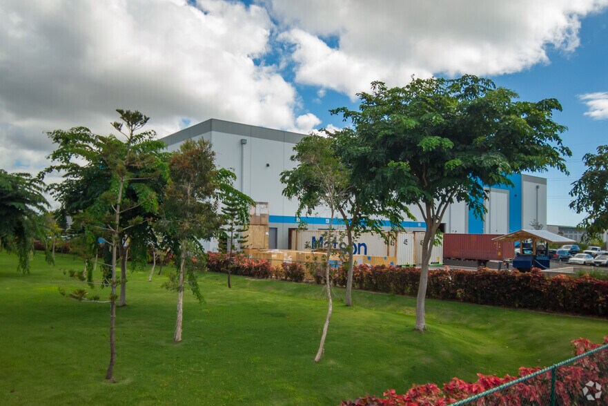 More Photos Of 603 Komohana St, Kapolei Warehouse For Sale