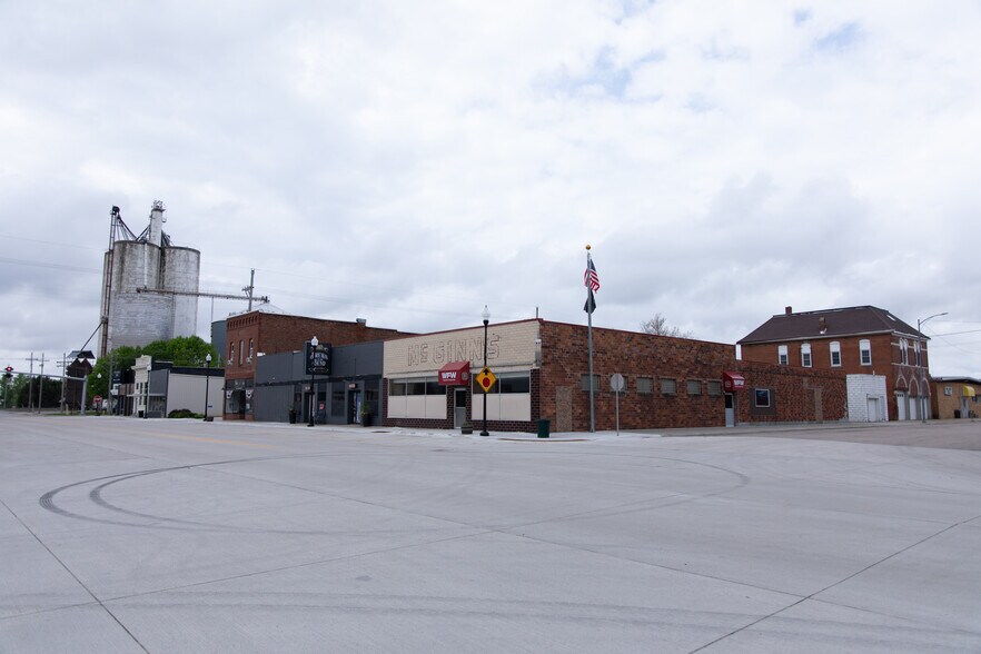 More Photos Of 141 W 7th St, North Bend Bowling Alley For Sale