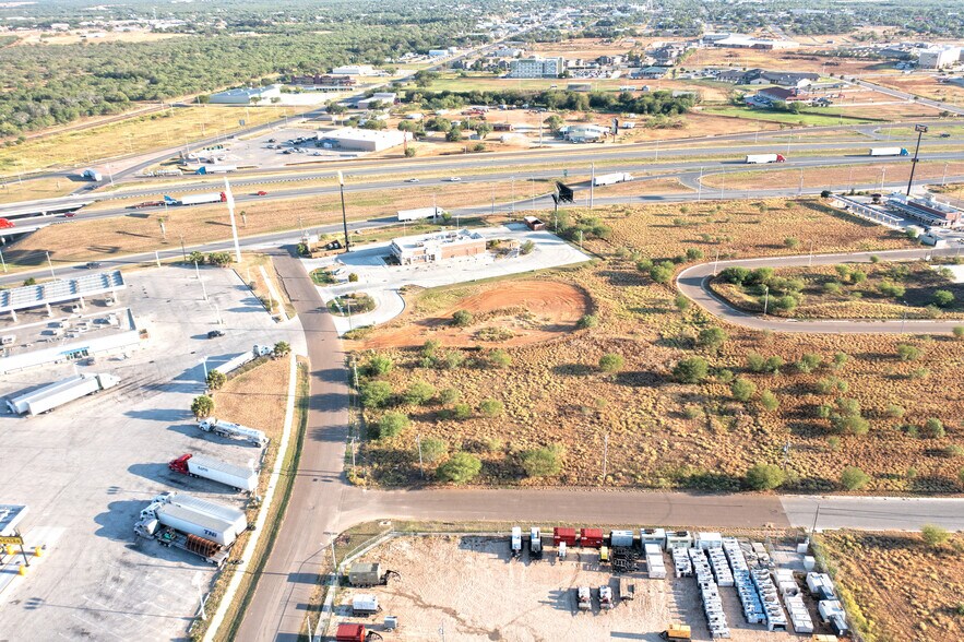 More Photos Of 0000 IH 35 Frontage, Cotulla Land For Sale