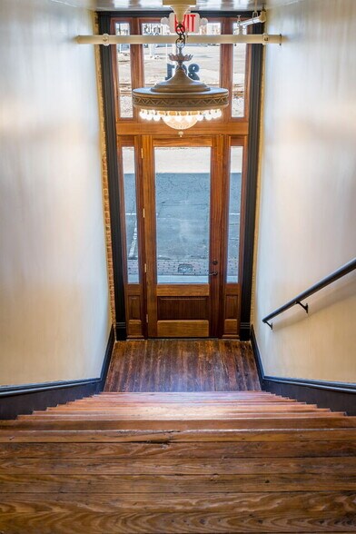 More Photos Of 201 Chatham St, Sanford Office Residential For Sale