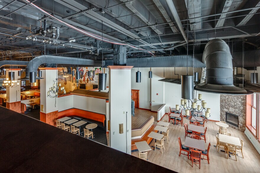 More Photos Of 222 S Main St, Akron Office For Sale