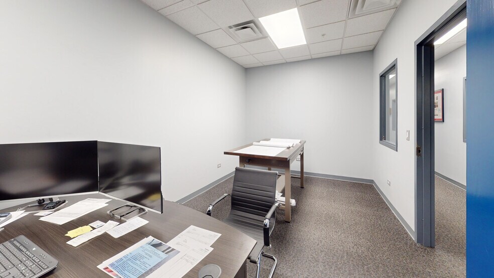 More Photos Of 111 S Lake St, Montgomery Service For Sale