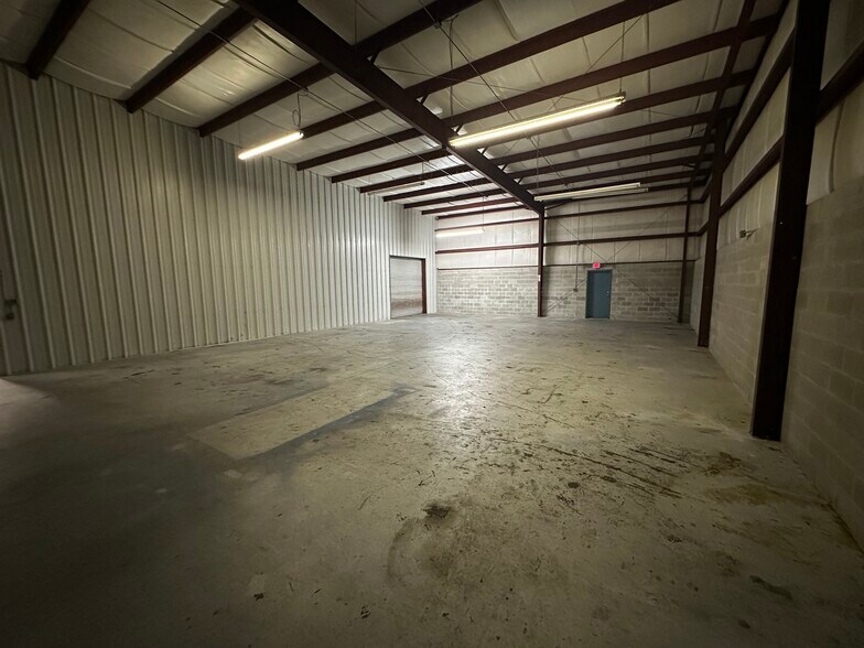 More Photos Of 2431 Destiny Way, Odessa Manufacturing For Lease