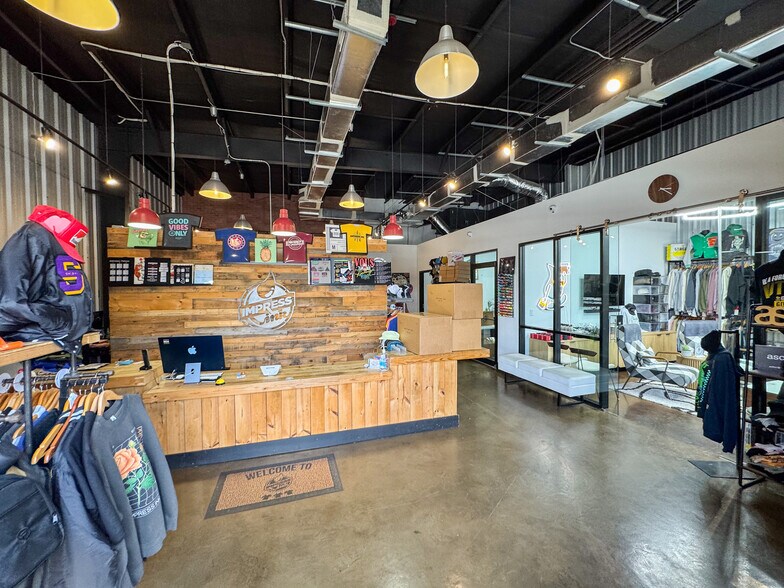 More Photos Of 540 N Goldenrod Rd, Orlando Industrial For Sale