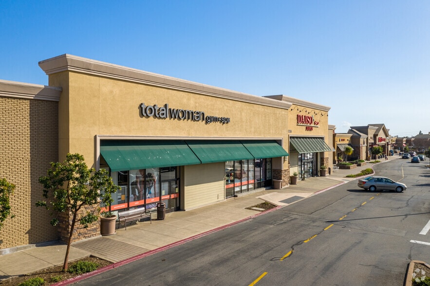 More Photos Of 14200-14450 Culver Dr, Irvine Storefront For Lease