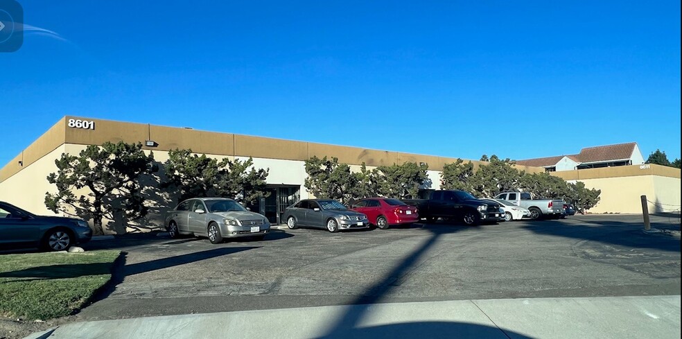 Primary Photo Of 8601-8611 Roland St, Buena Park Warehouse For Lease