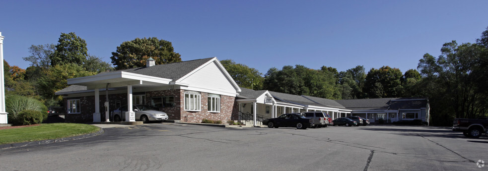 Primary Photo Of 131 Main St, Lancaster Medical For Lease