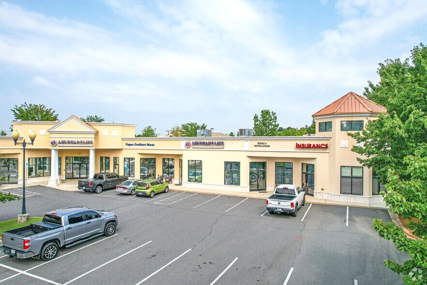 More Photos Of 1905 Rice Rd, Matthews Unknown For Lease