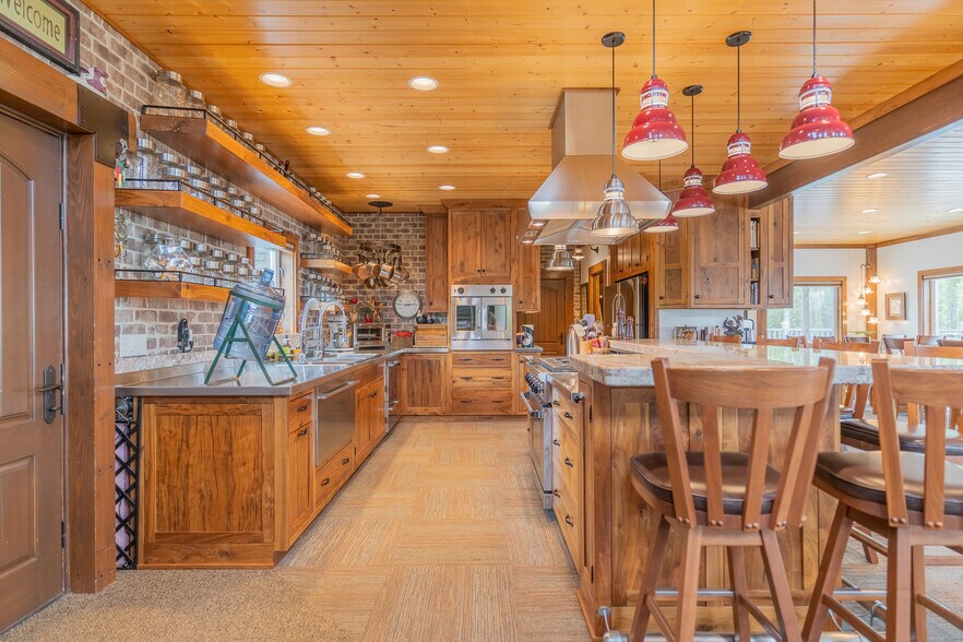 More Photos Of Quartz Lake, Delta Junction Lodge Meeting Hall For Sale