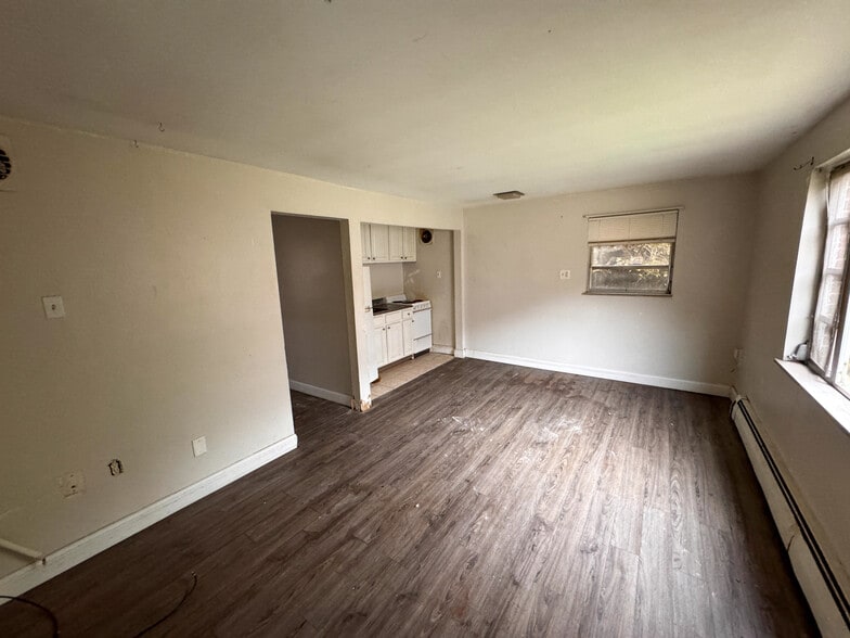 More Photos Of 1928-1934 Grand Ave, Cincinnati Apartments For Sale