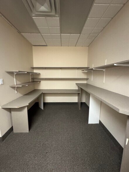 More Photos Of 240 Waterloo St, London Medical For Lease