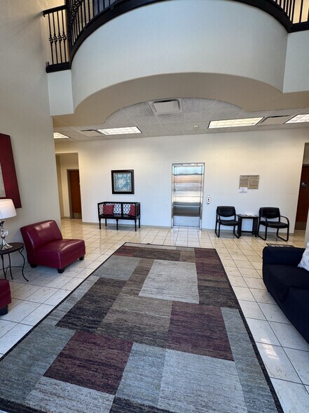More Photos Of 6801 Isaac's Orchard Rd, Springdale Office For Lease