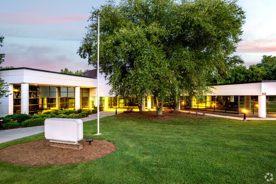 Primary Photo Of 1251 Arrow Pine Dr, Charlotte Unknown For Lease