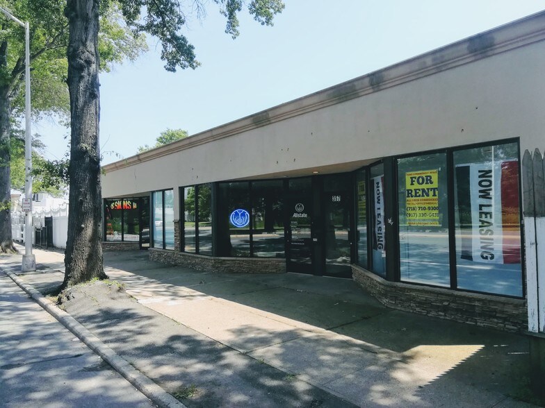 More Photos Of 351-357 W Sunrise Hwy, Freeport Storefront Retail Office For Lease