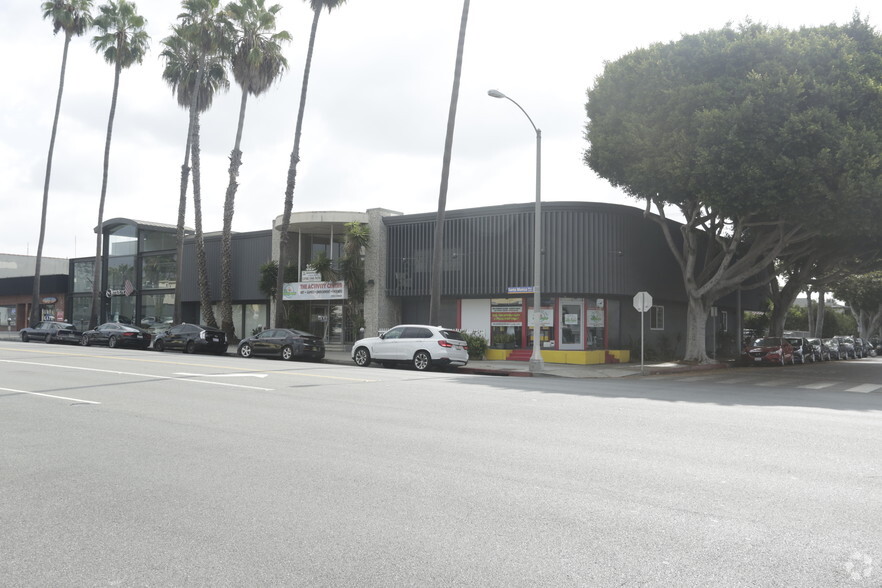 Primary Photo Of 3200 Santa Monica Blvd, Santa Monica Medical For Lease