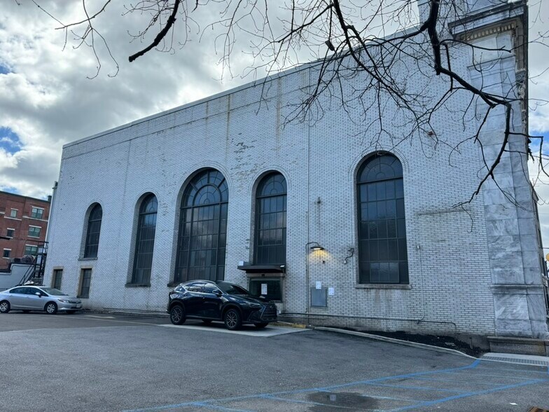 More Photos Of 133 N Main St, Port Chester Freestanding For Lease