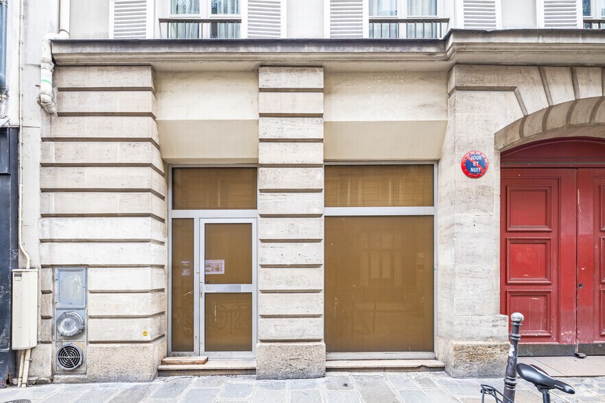 More Photos Of 6 Rue Des Haudriettes, Paris Office For Sale