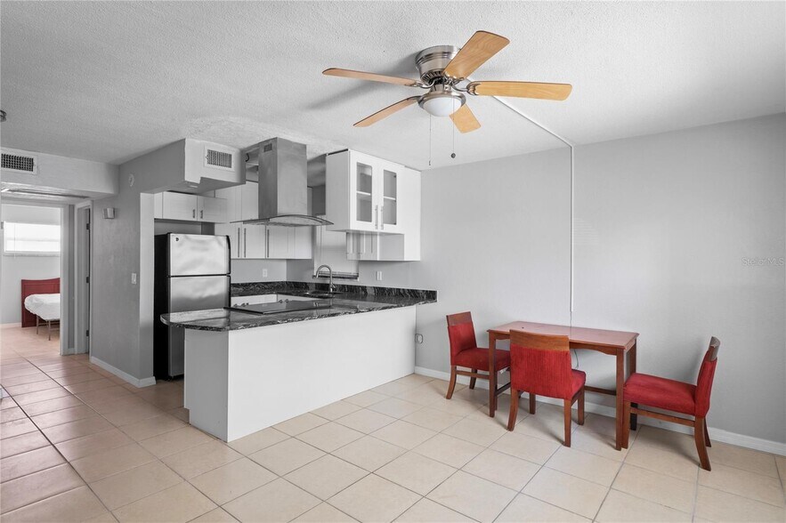 More Photos Of 11705 3rd St E, Treasure Island Apartments For Sale