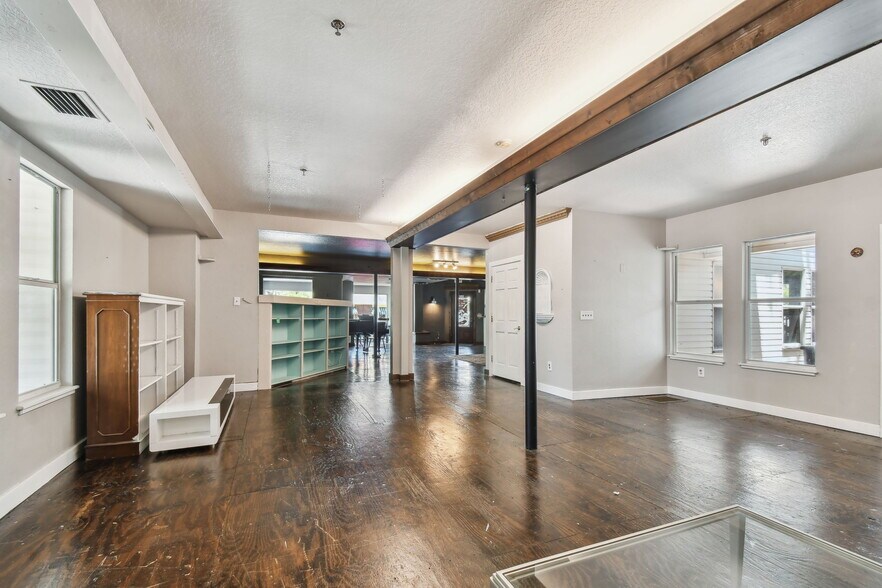 More Photos Of 454 Main St, Safety Harbor Storefront Retail Residential For Sale