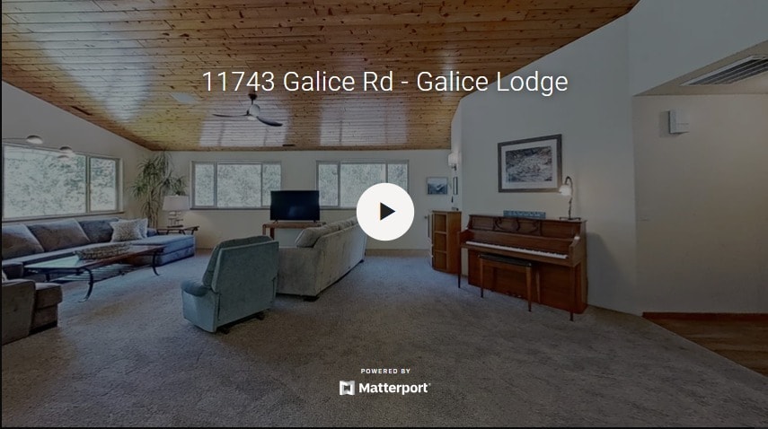 More Photos Of 11744 Galice Rd, Merlin Hotel For Sale