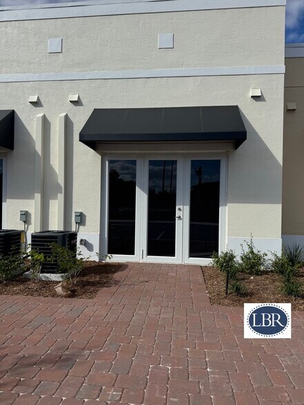 More Photos Of 205 Coastal Ln, West Melbourne Unknown For Lease