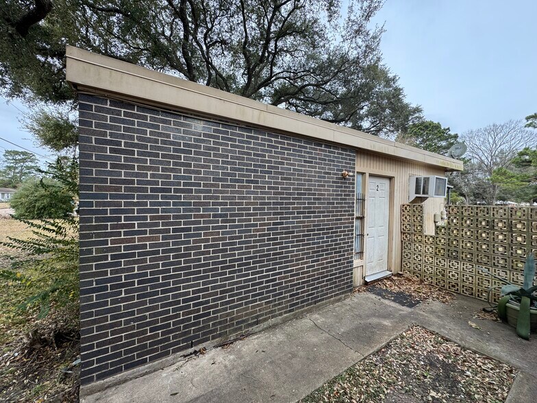 More Photos Of 300 Echols st, Prairie View Multifamily For Sale