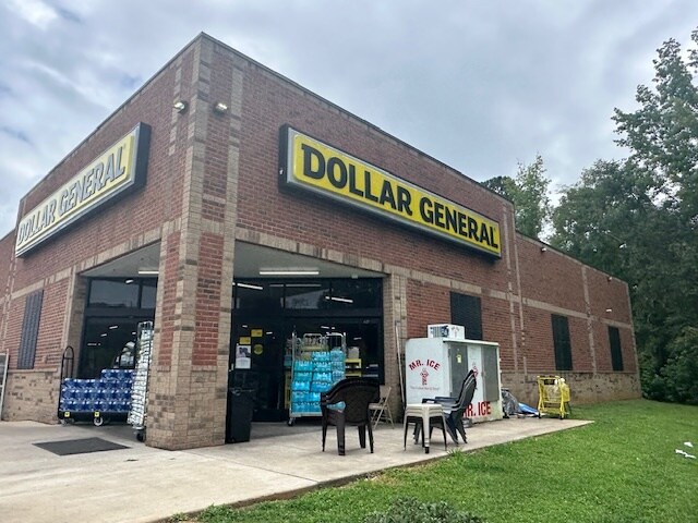 More Photos Of 24 Pyne Rd, Lagrange Storefront For Sale