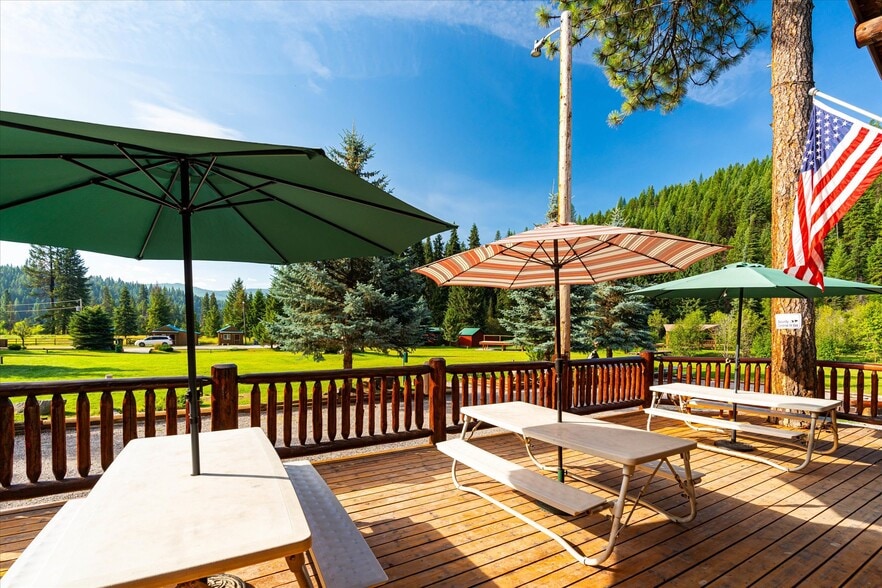 More Photos Of 7000 Graves Creek Rd, Lolo Bar For Sale