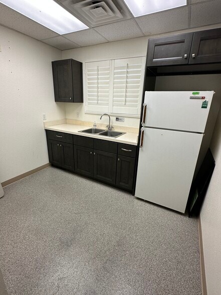 More Photos Of 2005 Garey Ave, Pomona Office For Sale