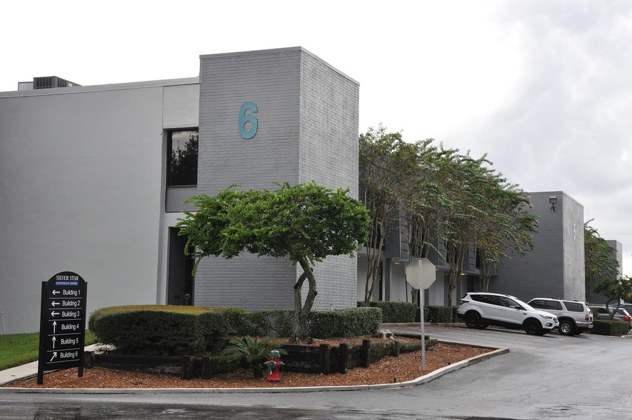 More Photos Of 3600-3606 Silver Star Rd, Orlando Unknown For Lease