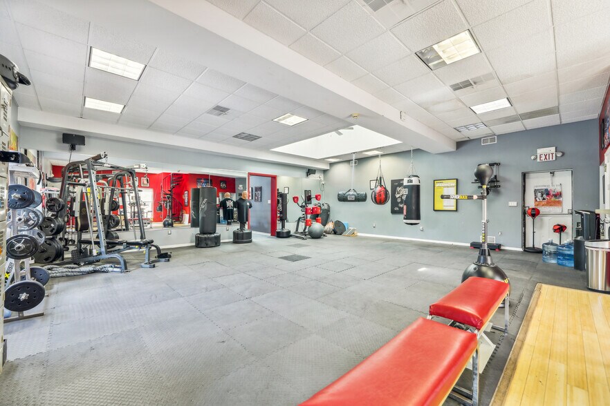 More Photos Of 35 Belden Pl, Montclair Loft Creative Space For Sale