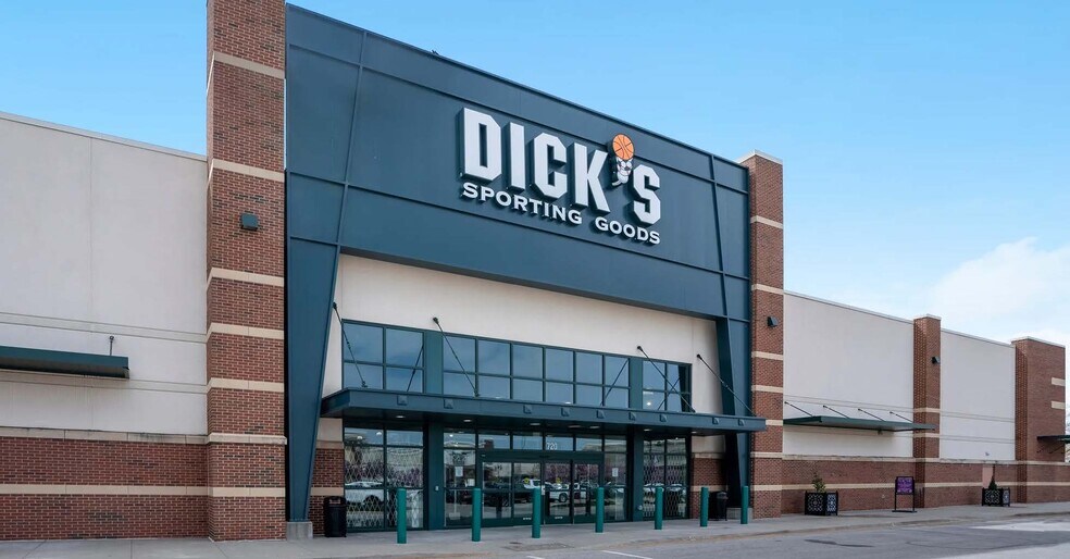 More Photos Of Chipman Rd, Lee's Summit Unknown For Lease