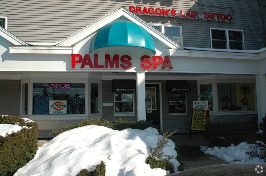 More Photos Of 341-351 S Broadway, Salem Unknown For Lease