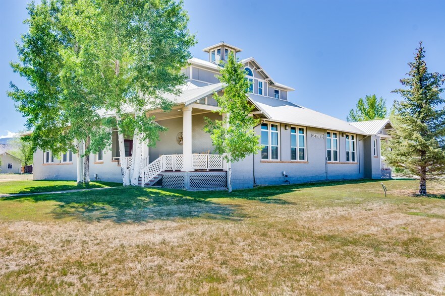 Primary Photo Of 21049 Uncompahgre Rd, Montrose Hotel For Sale