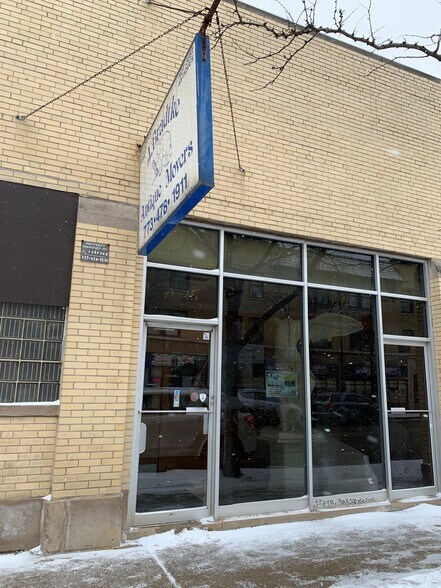 More Photos Of 4507-4515 N Kedzie Ave, Chicago Warehouse For Sale