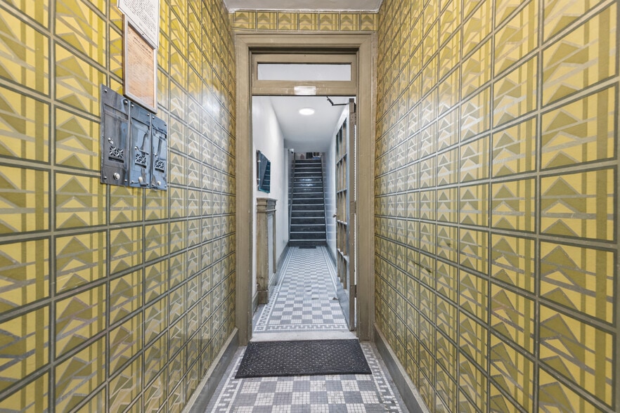 More Photos Of 1840 21st Dr, Astoria Apartments For Sale