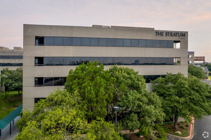 More Photos Of 11044 Research Blvd, Austin Unknown For Lease