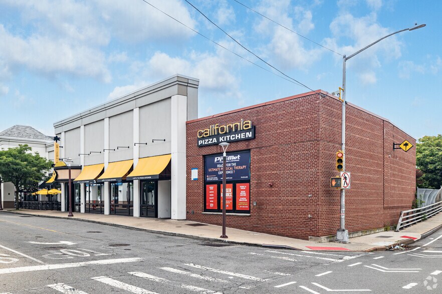 More Photos Of 8000 Cooper Ave, Glendale Unknown For Lease