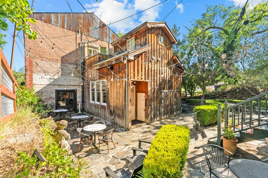 More Photos Of 14202 S State Highway 49, Amador City Hotel For Sale